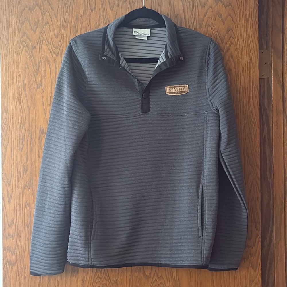 Soft gray lightweight pullover - Picture 2 of 7